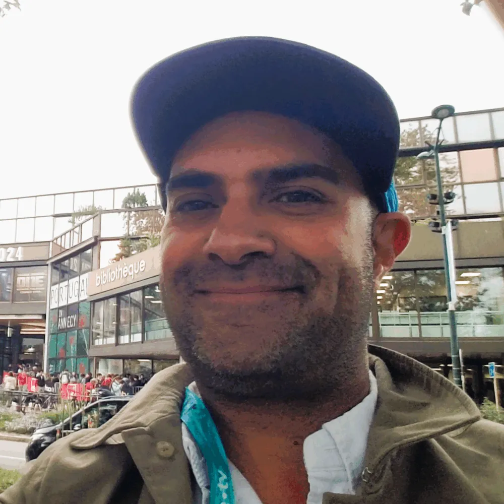 Omar Nasar Omar Nasar, MsMono, legal, consultant